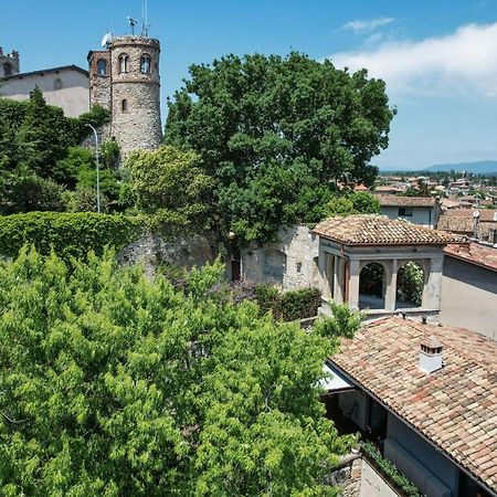 Steps From The Lake - Charme In The Inner City Desenzano del Garda Exterior photo